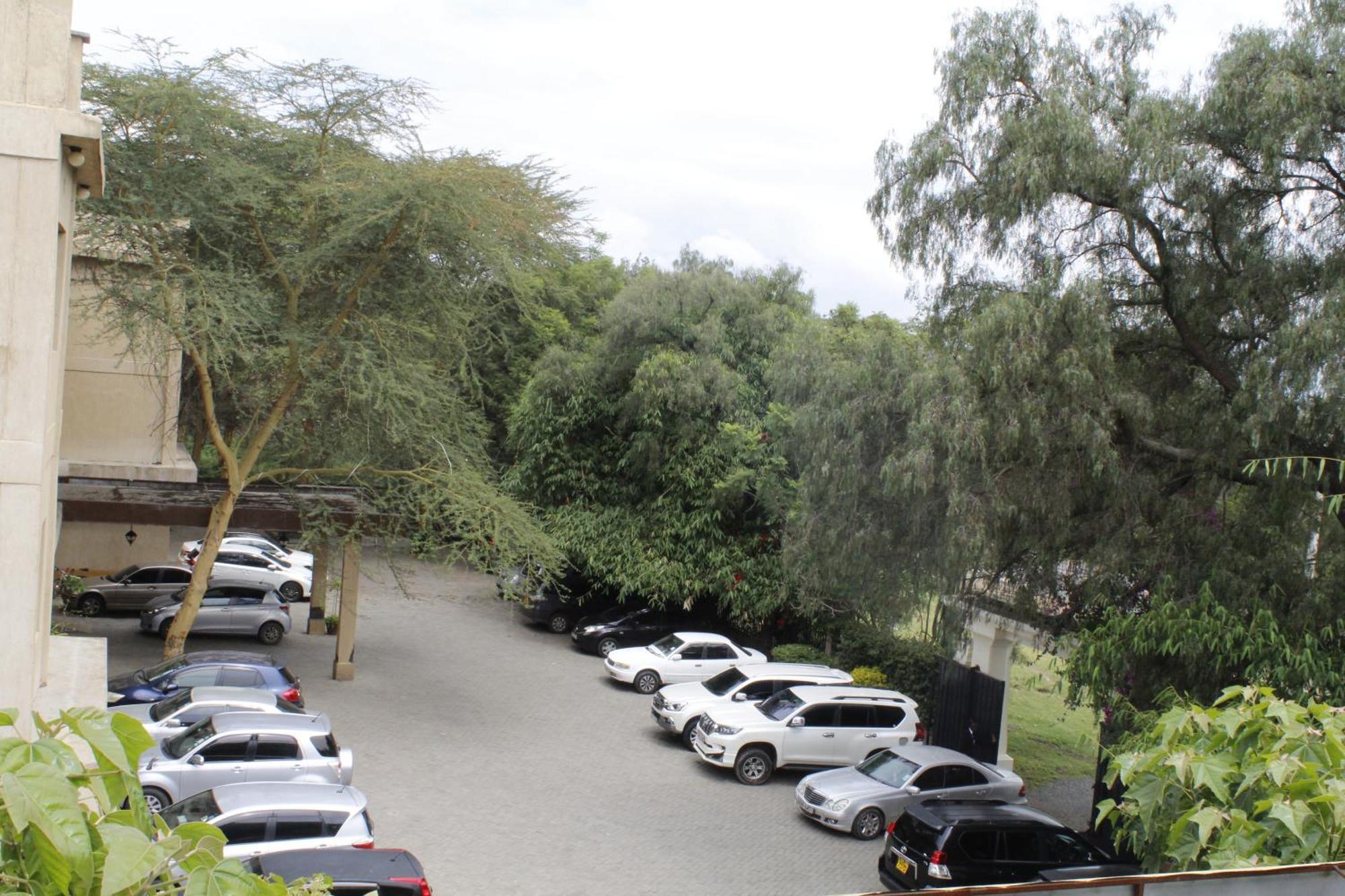 Chambai Hotel Naivasha Ngoại thất bức ảnh