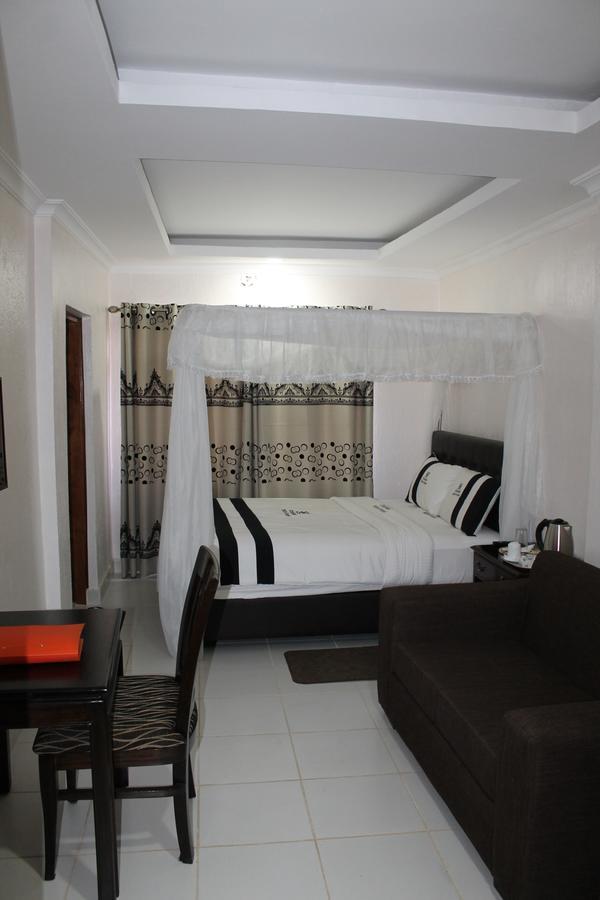 Chambai Hotel Naivasha Ngoại thất bức ảnh